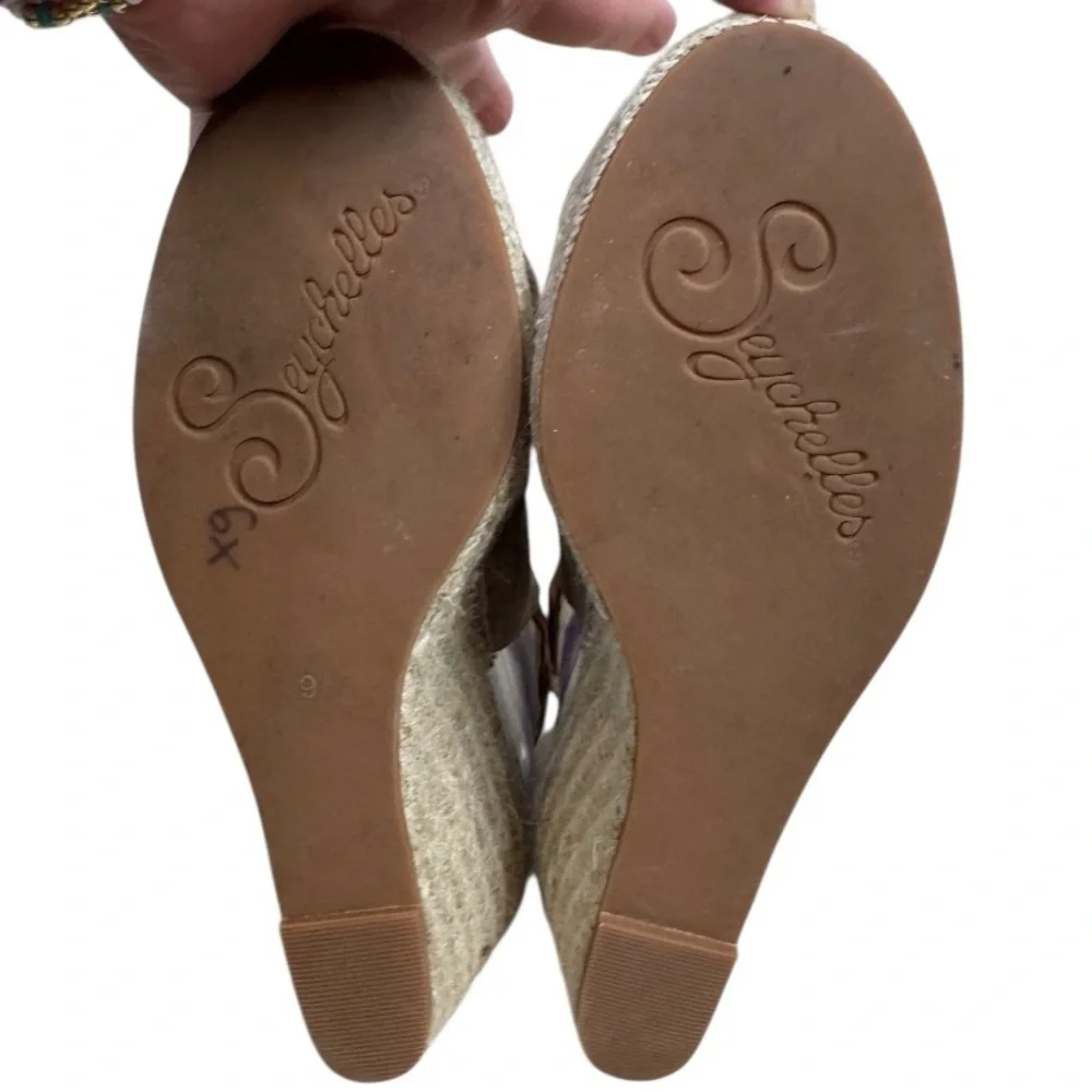 Seychelles Charismatic Taupe Suede Espadrille Wedge Sandals Women’s Size 9